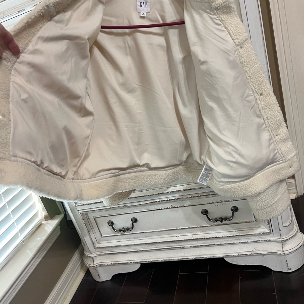 GAP Cream Teddy Jacket - Picture 6 of 6